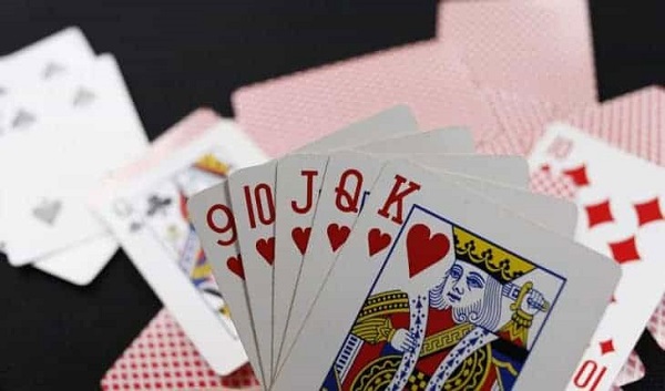 Mẹo chơi tiến lên Miền Bắc tăng tỷ lệ thắng lên đến 89%