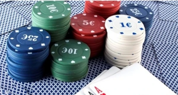 Những mẹo chơi Poker mà cao thủ không muốn chia sẻ