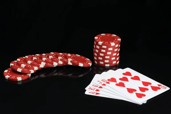 Hướng dẫn cá cược trò Red Black Poker