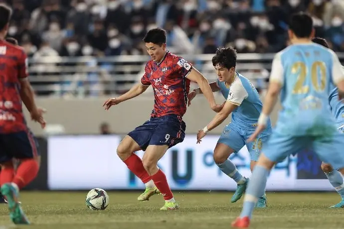 Nhận định bóng đá Jeju United vs Gimcheon Sangmu 14h30 ngày 134 – K League